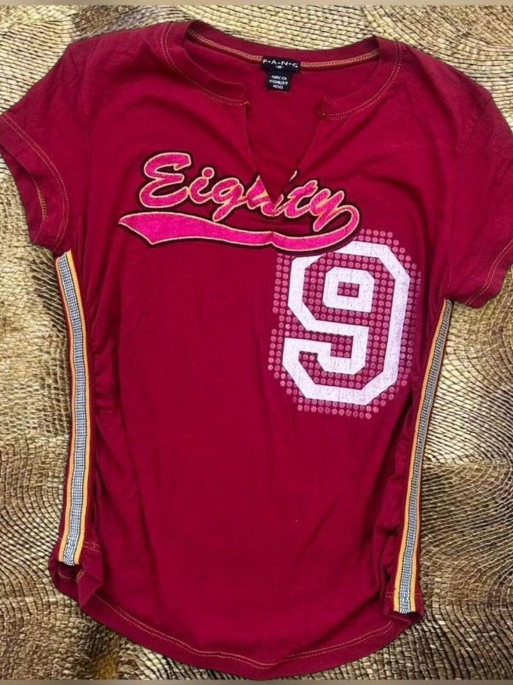 Y2K FANG RARE Red Sporty 2000s Baby Tee ⭐️ cutest ruched ribbon sides v neck